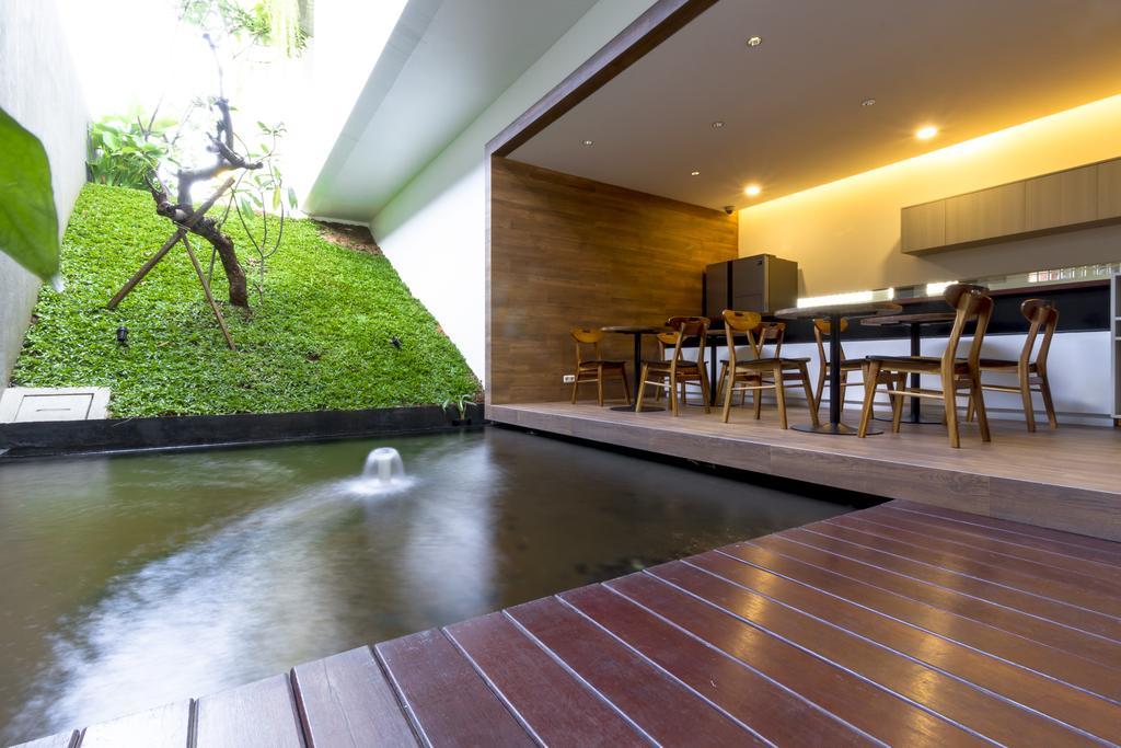Nhà khách Reddoorz Near Perbanas Jakarta