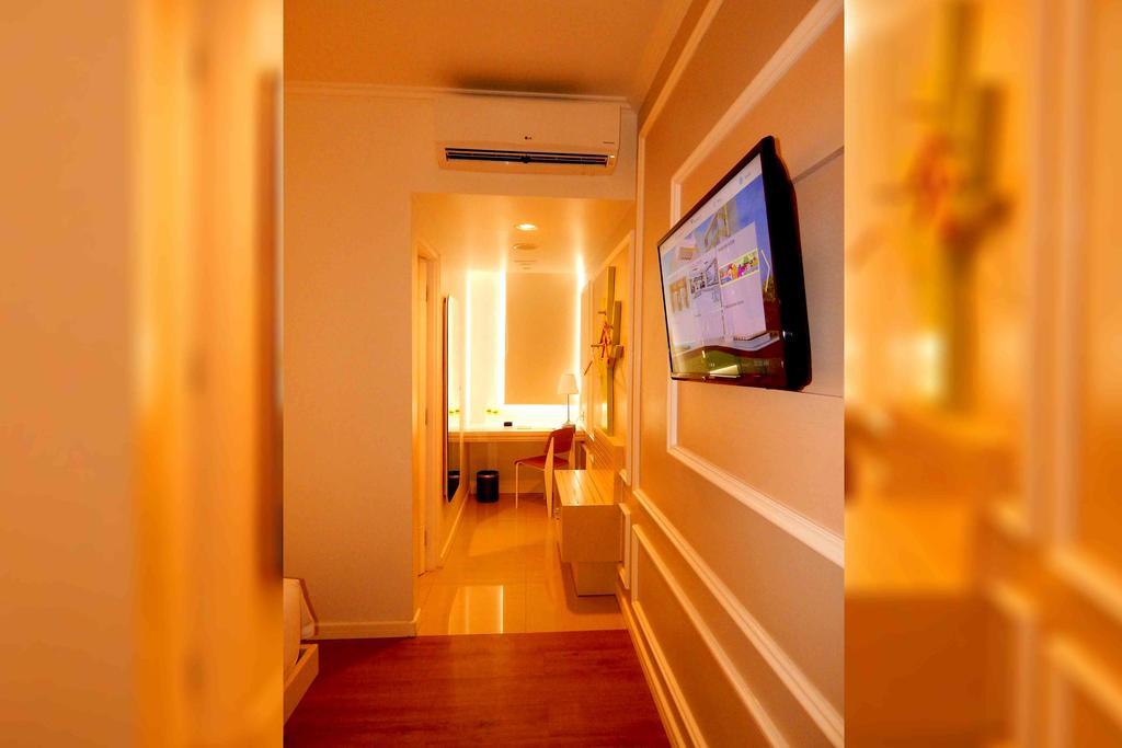 Maxone Signature Glodok 3*