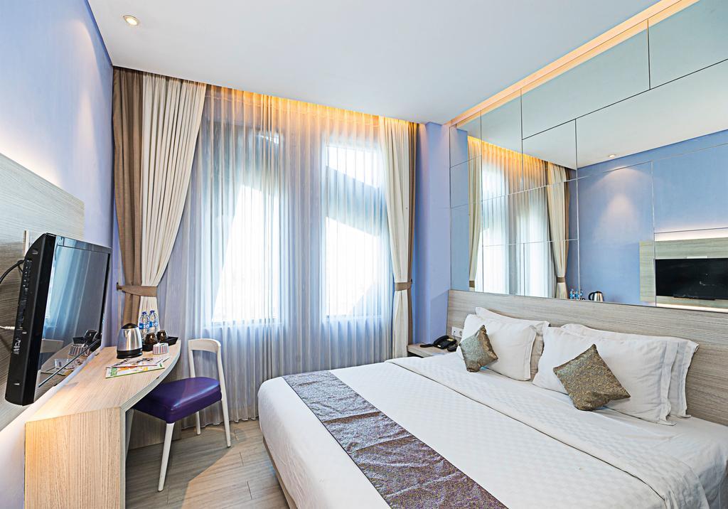 Royal 3*