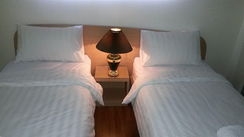 Hotel Business Tomang Jakarta