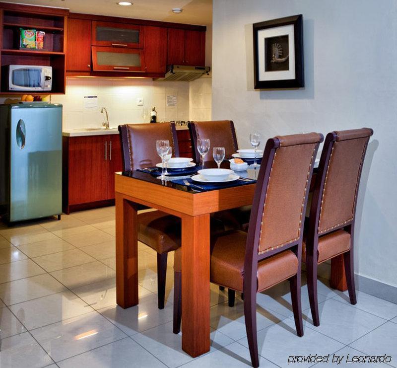 Horison Ultima & Residences Rasuna Aparthotel 4*