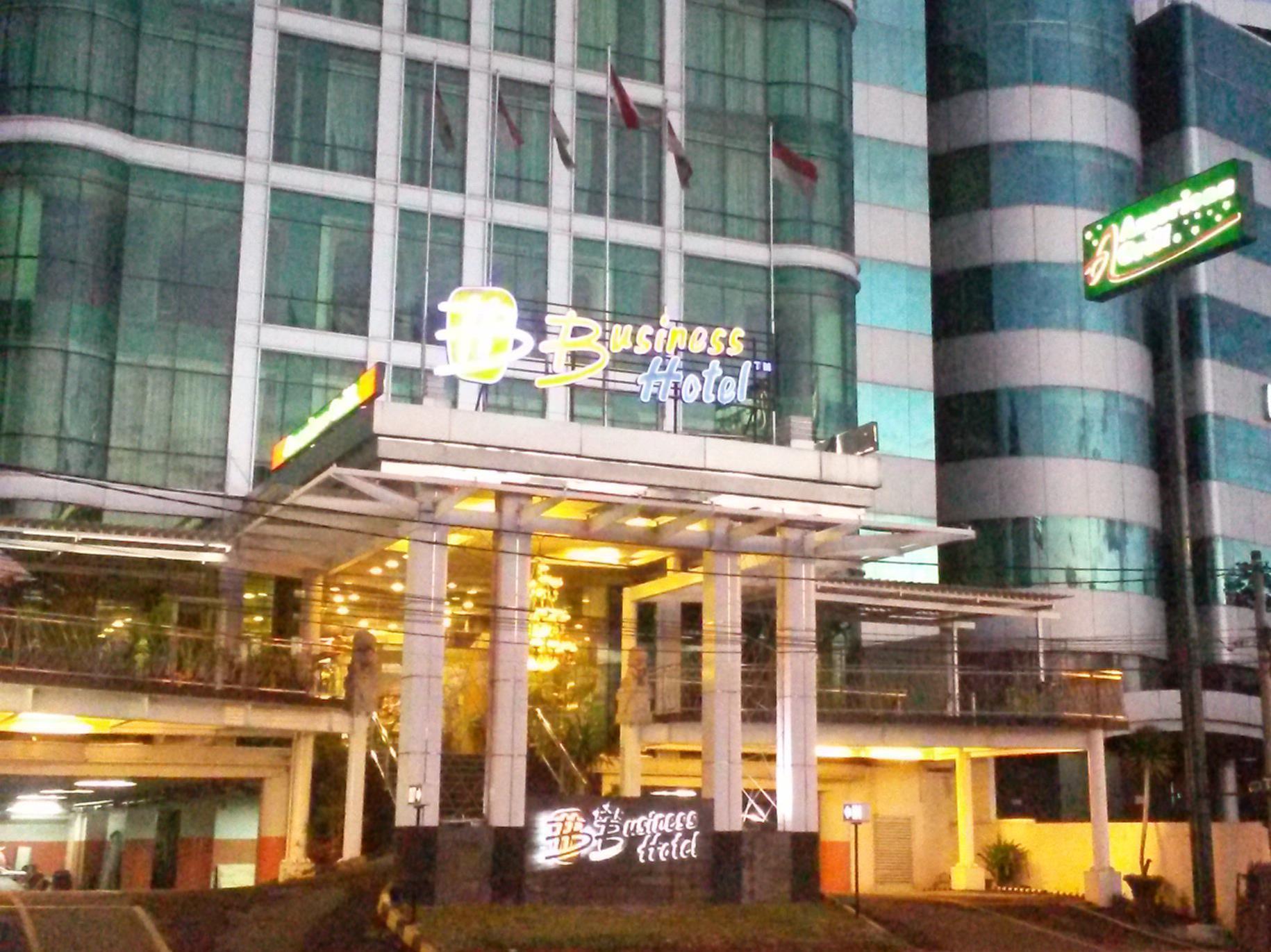 Business Tomang