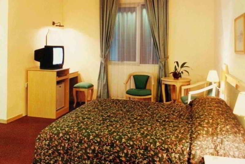 Hotel Losari Blok M Jakarta