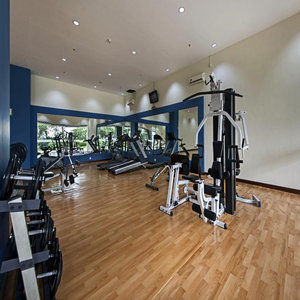 Grand Whiz Poins Simatupang Jakarta Hotel 4*