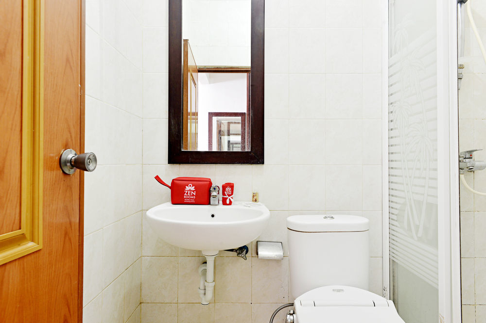 Zen Kuningan Tiong Guest house