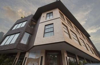 Sawana Suites 3*