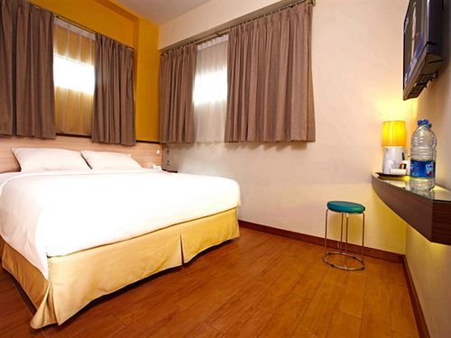 Hotel Nite & Day - Mangga Besar 2*