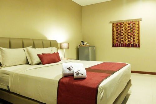 W Home Cipete Guest house