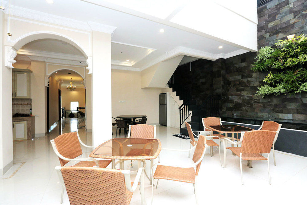 Hotel Alivio Kuningan