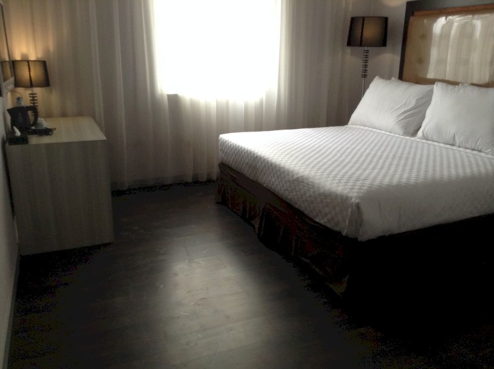Hotel Maven Fatmawati 3*