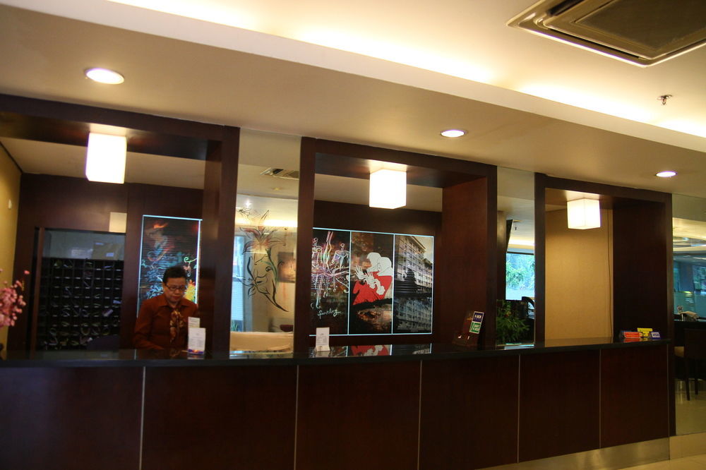 Melawai 2 Hotel 2*