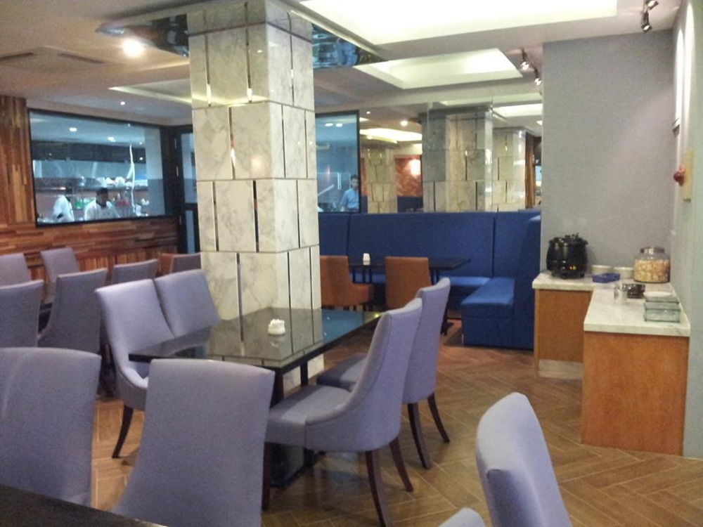Hotel Melawai 2