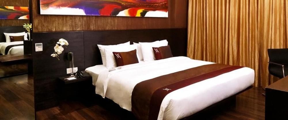 Akmani Hotel 4*