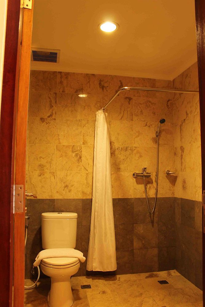 Hotel Asana Kawanua Jakarta