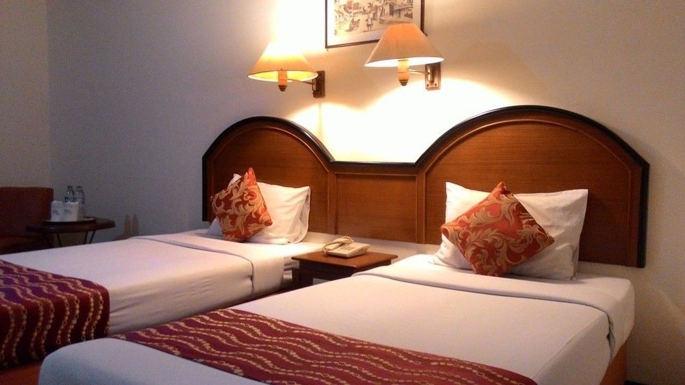 Hotel Mega Matra