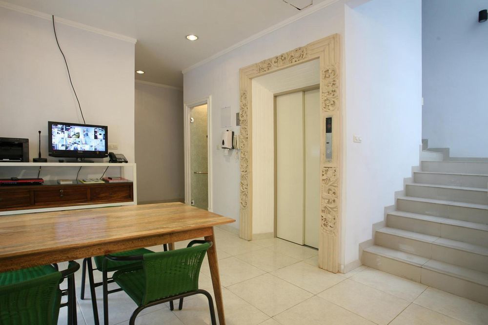 Sun Rise House 2* Jakarta
