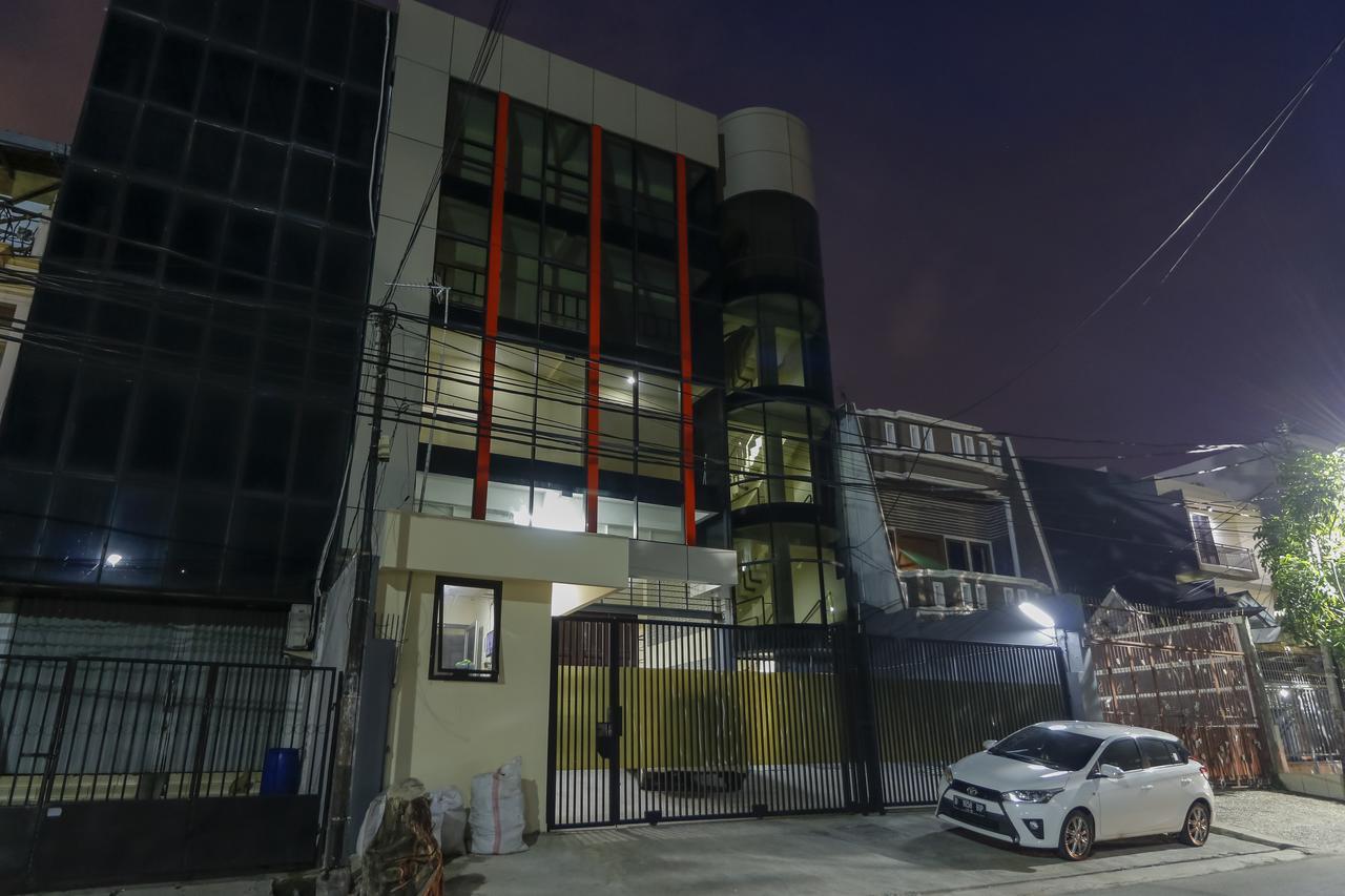 Reddoorz Near Harmoni Gajah Mada Guest house