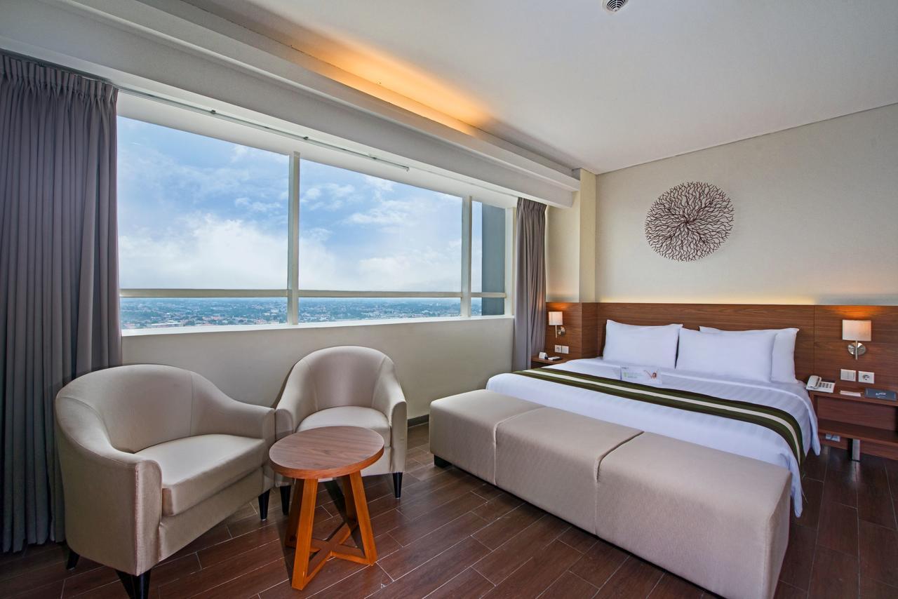 Grand Whiz Poins Simatupang Jakarta Hotel Jakarta