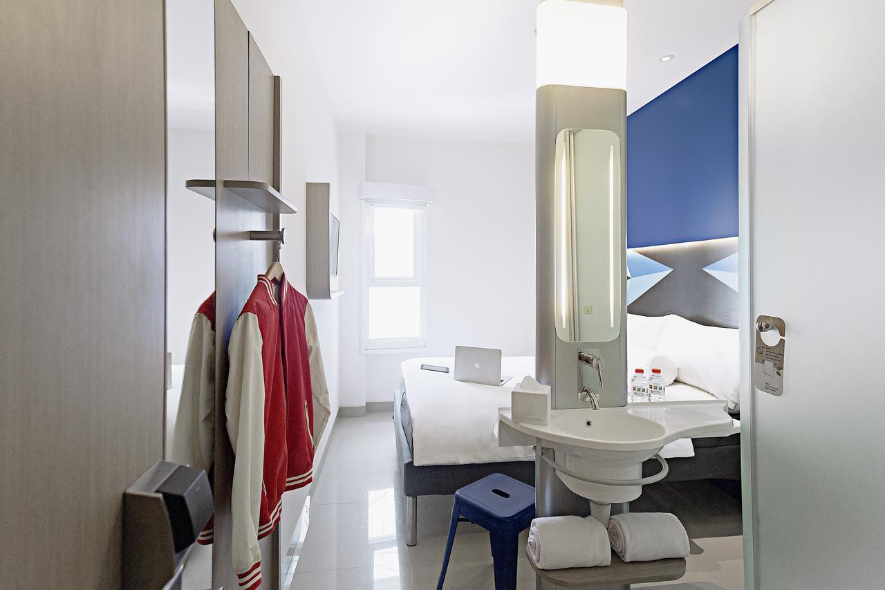 Ibis Budget Tanah Abang 2*