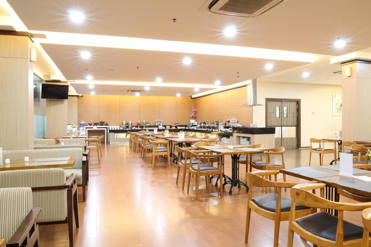 Terraz Tree Jakarta