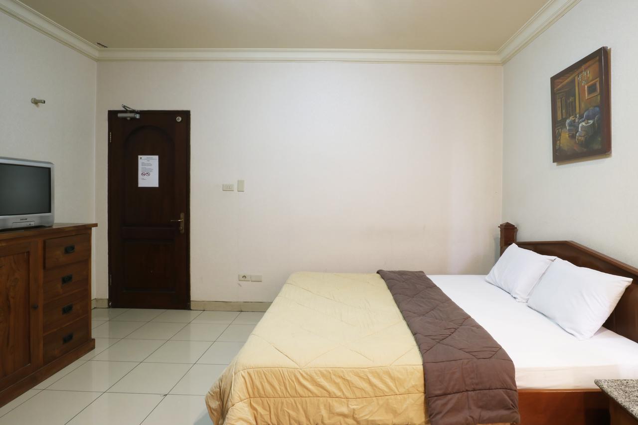 678 Kemang Powered By Cocotel Jakarta