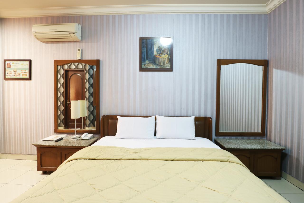 678 Kemang Powered By Cocotel 3*
