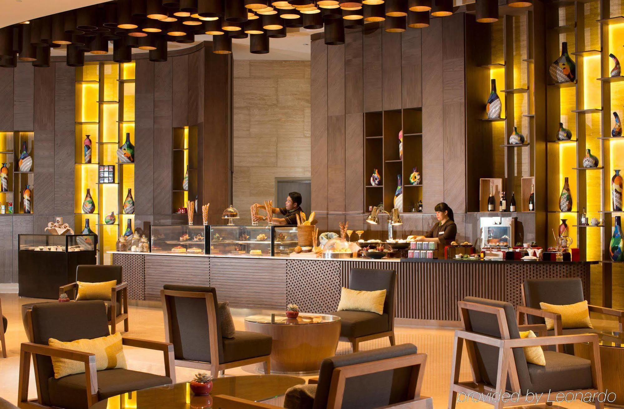 Hotel Doubletree By Hilton - Diponegoro 5*