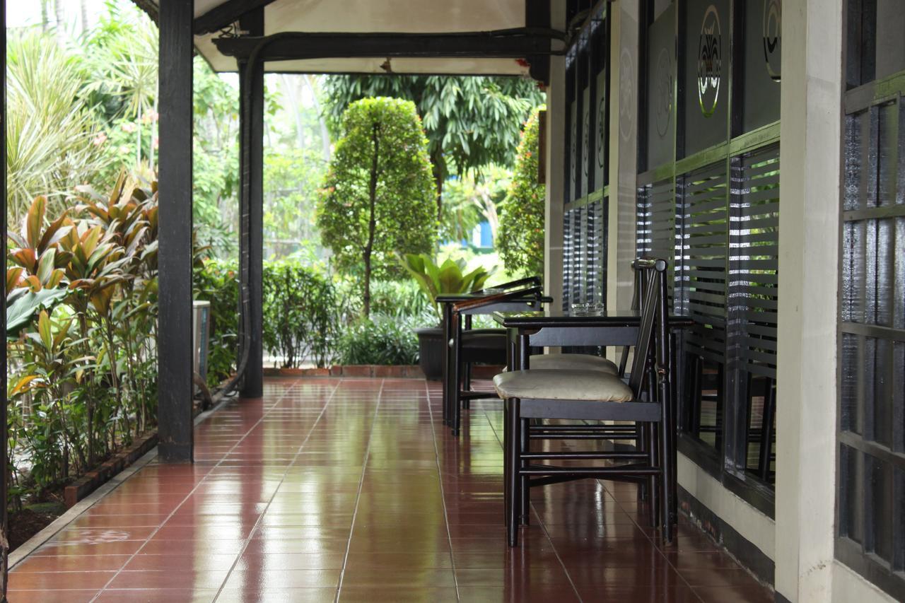 Khách sạn C'One Hotel Pulomas 2*