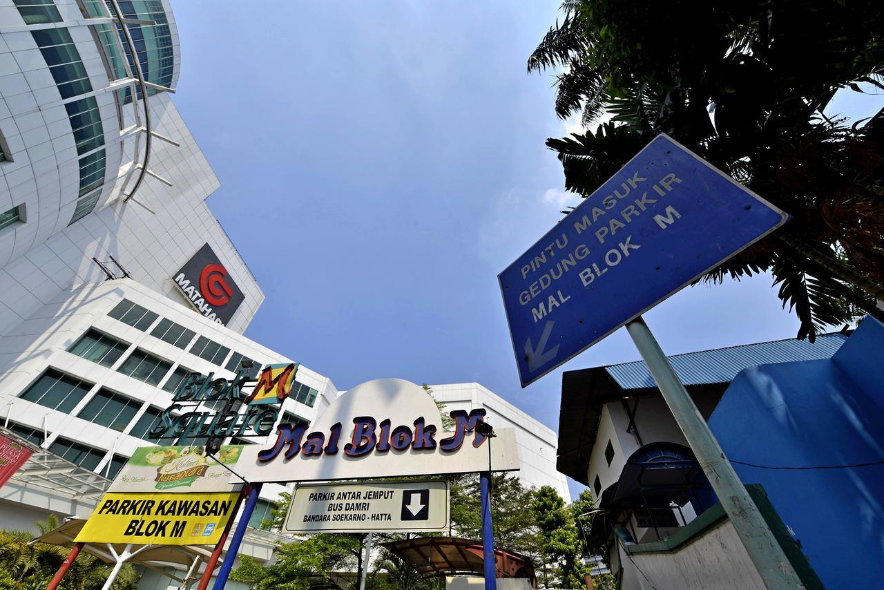 Whiz Falatehan Hotel Jakarta