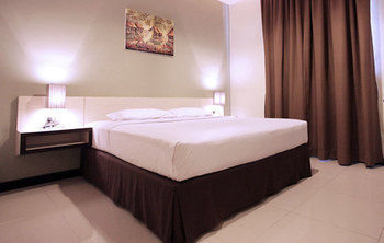 N3 Zainul Arifin Hotel