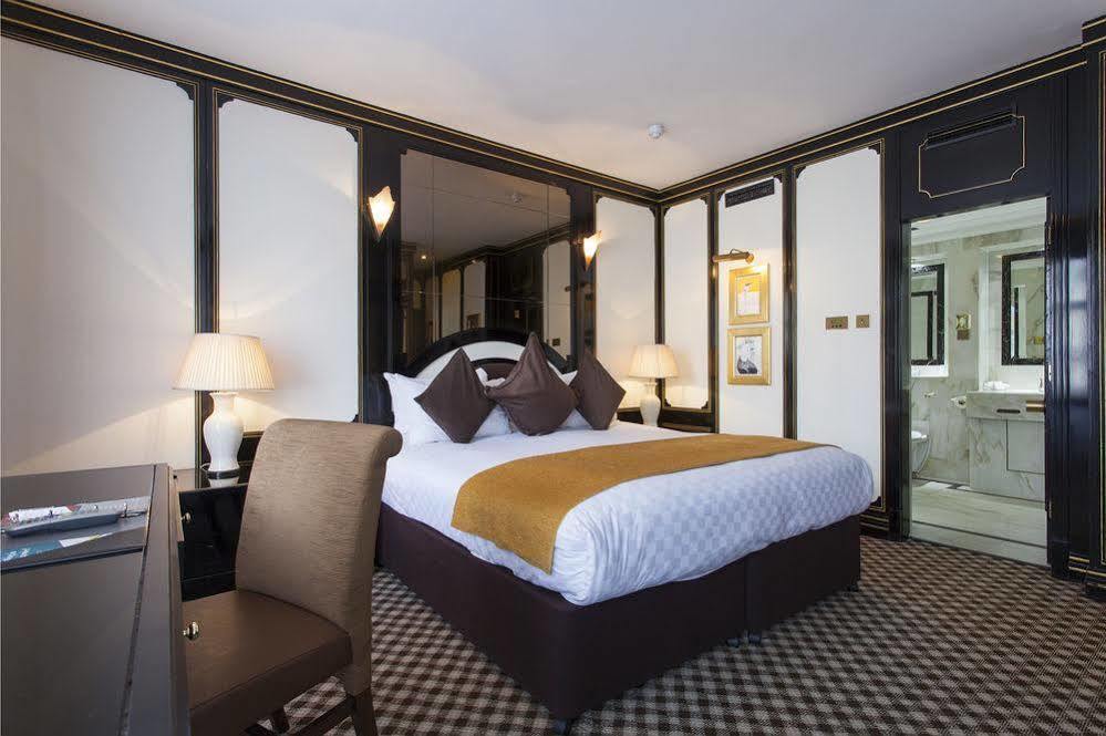 Grand Whiz Poins Simatupang Jakarta Hotel Jakarta