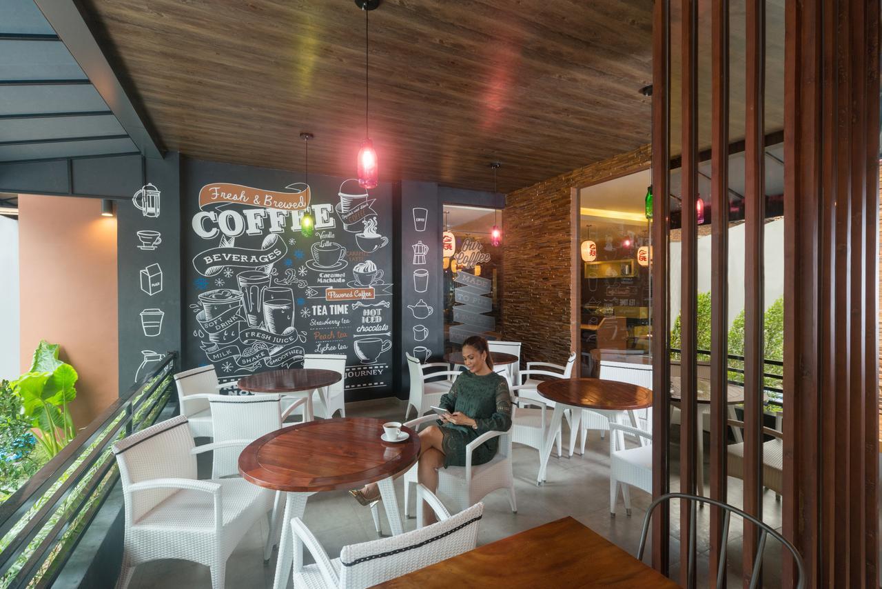 Sotis Pejompongan Hotel Jakarta