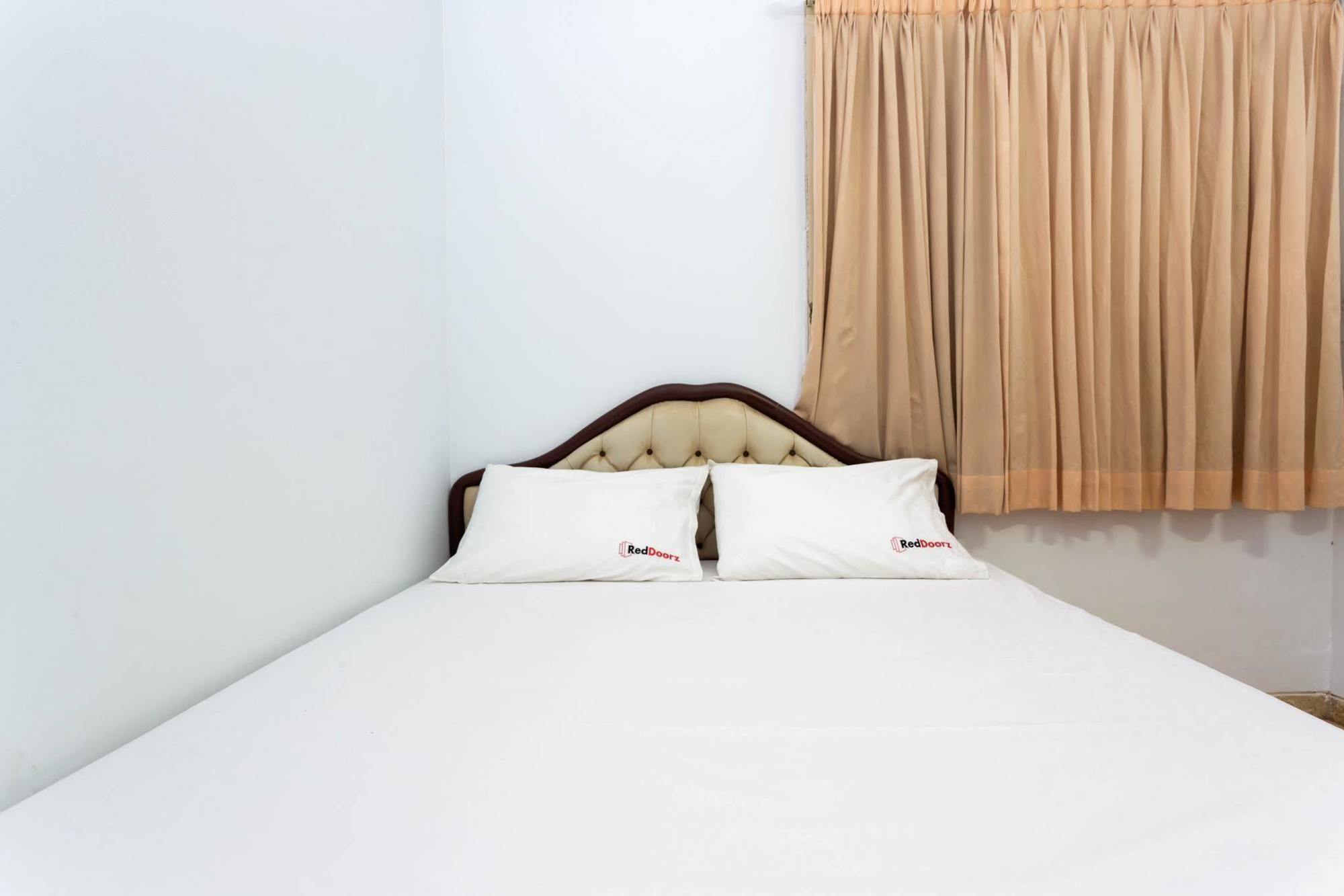 Reddoorz @ Karet Genteng Ijo 2* Jakarta