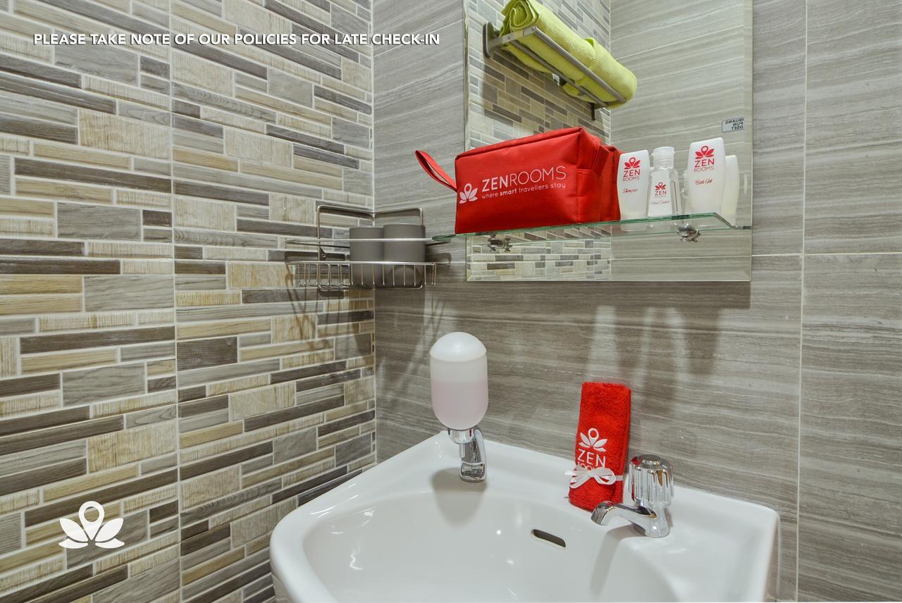 Guest house Zen Near Stasiun Sudirman