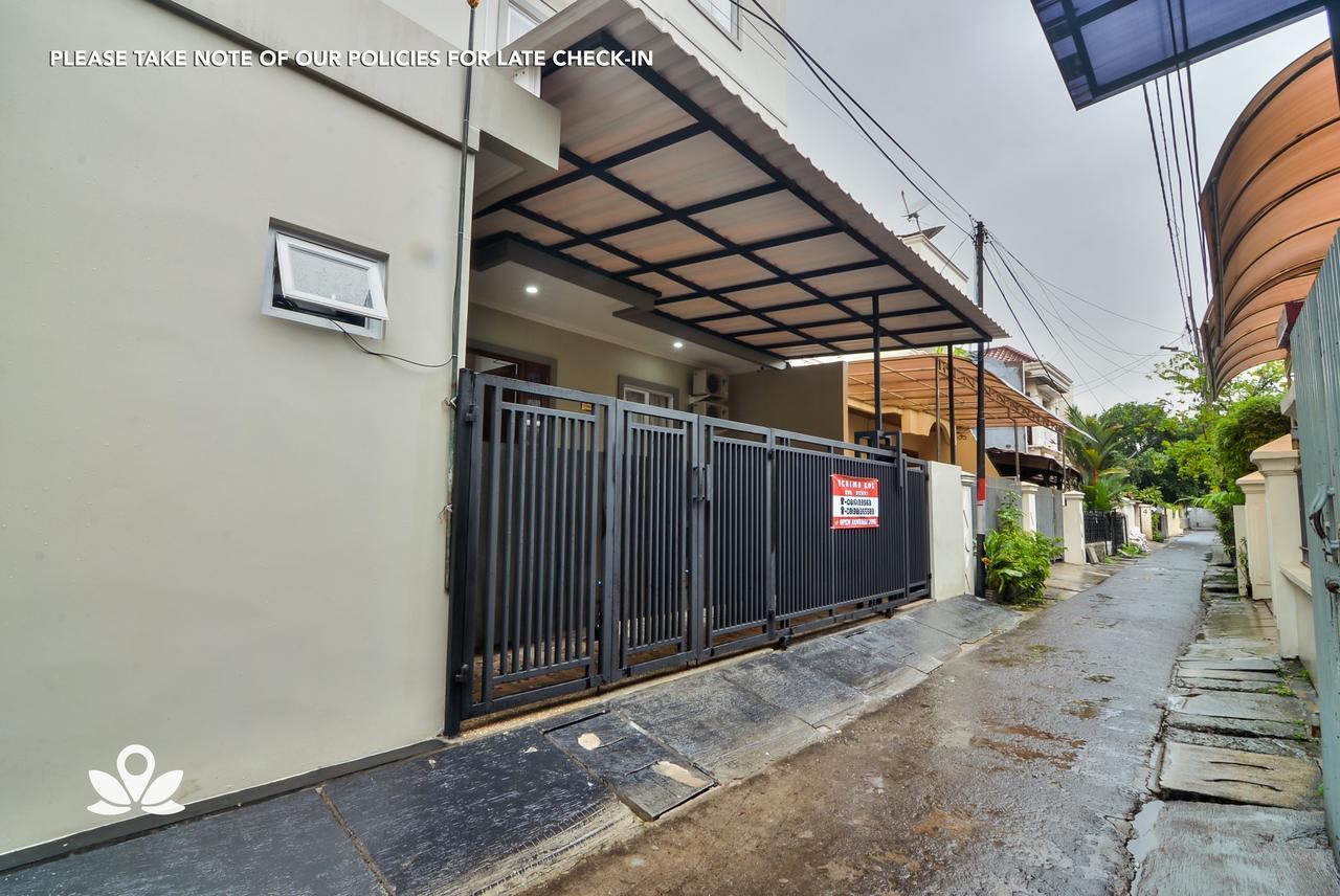 Guest house Zen Near Stasiun Sudirman *