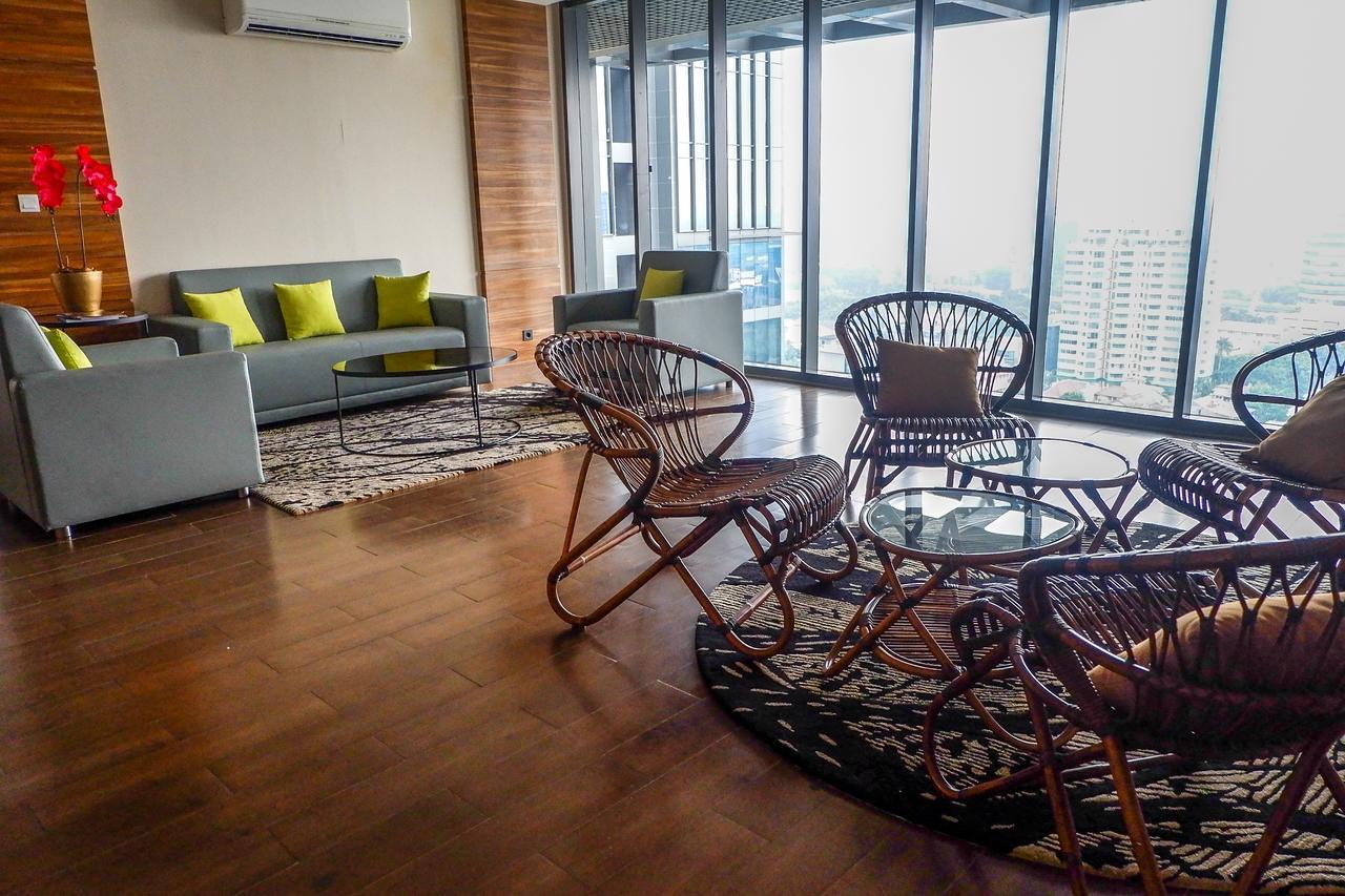 Affordable 2br At L'avenue By Travelio Jakarta