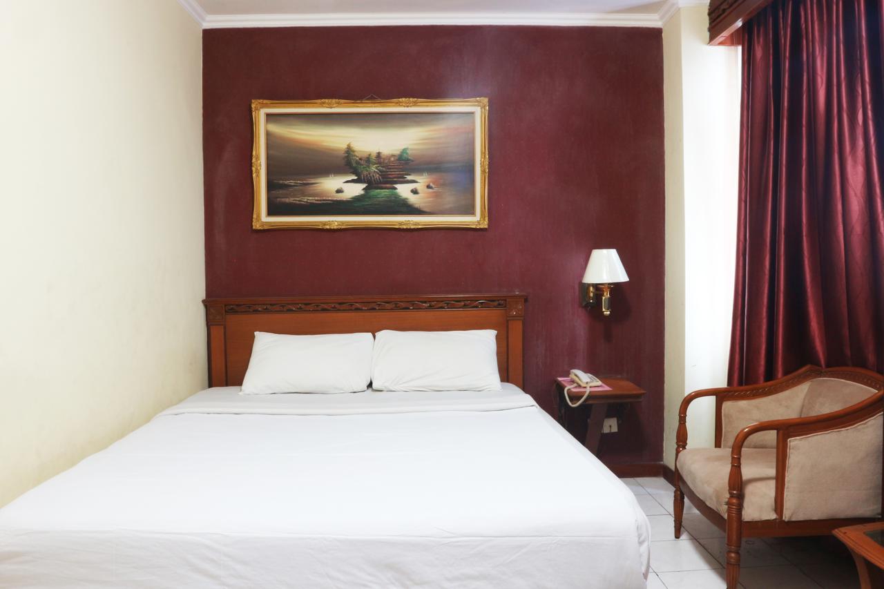 Hotel Farel *