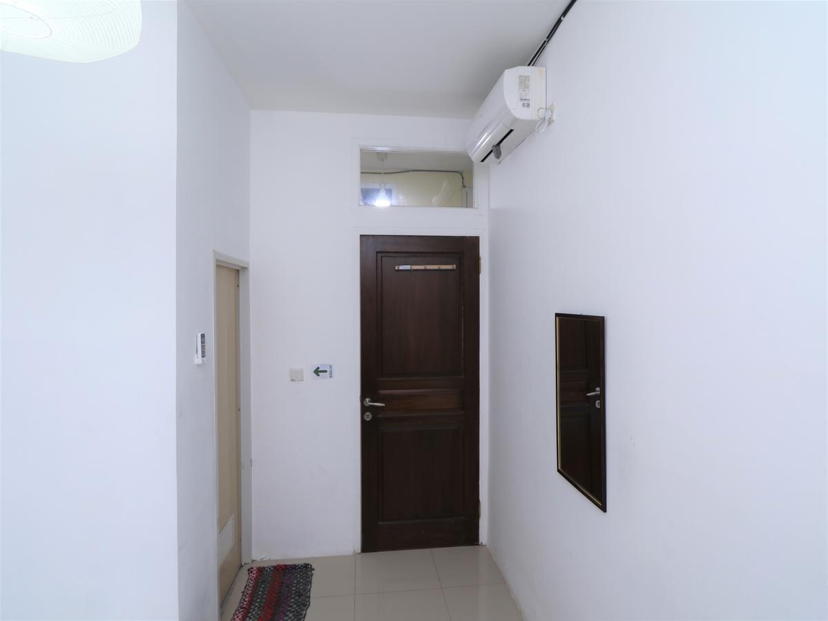 Kamar Keluarga Ungaran Nhà khách Jakarta