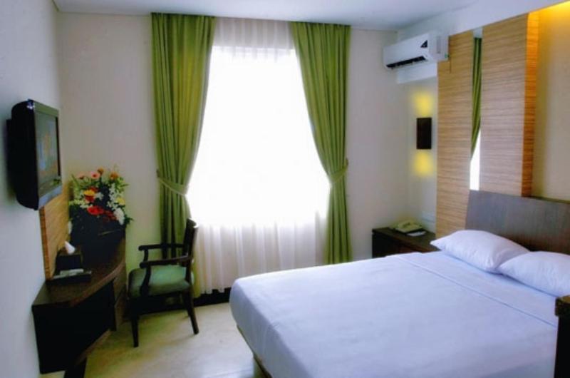 Hotel Losari Roxy 3*