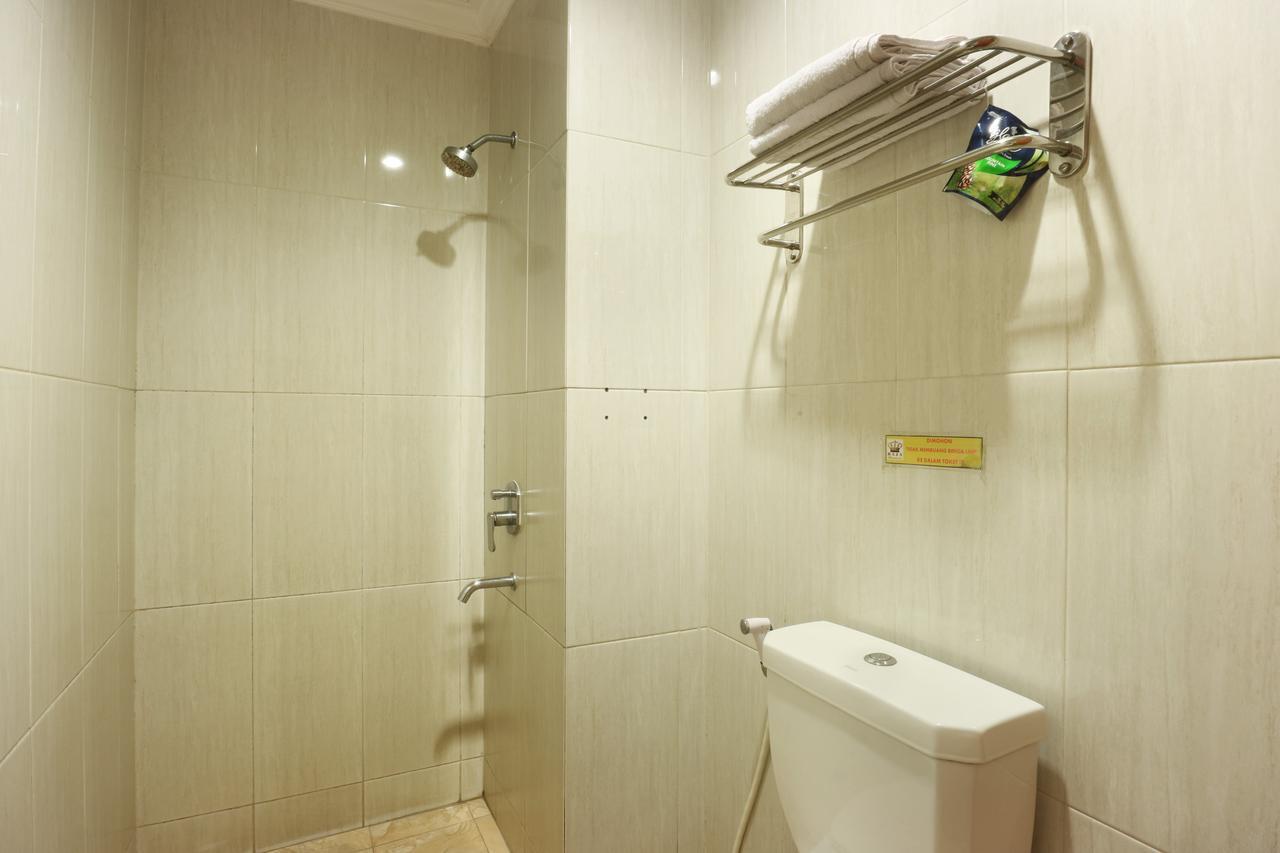 Raja Hotel 2*