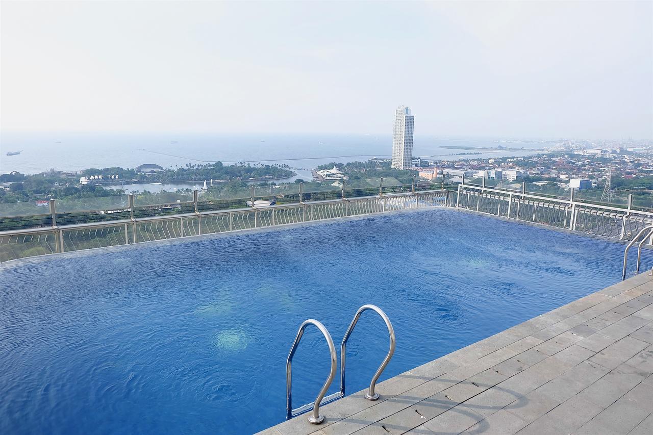 Modern 2 Bedroom Northland Ancol Near Ancol By Travelio Jakarta
