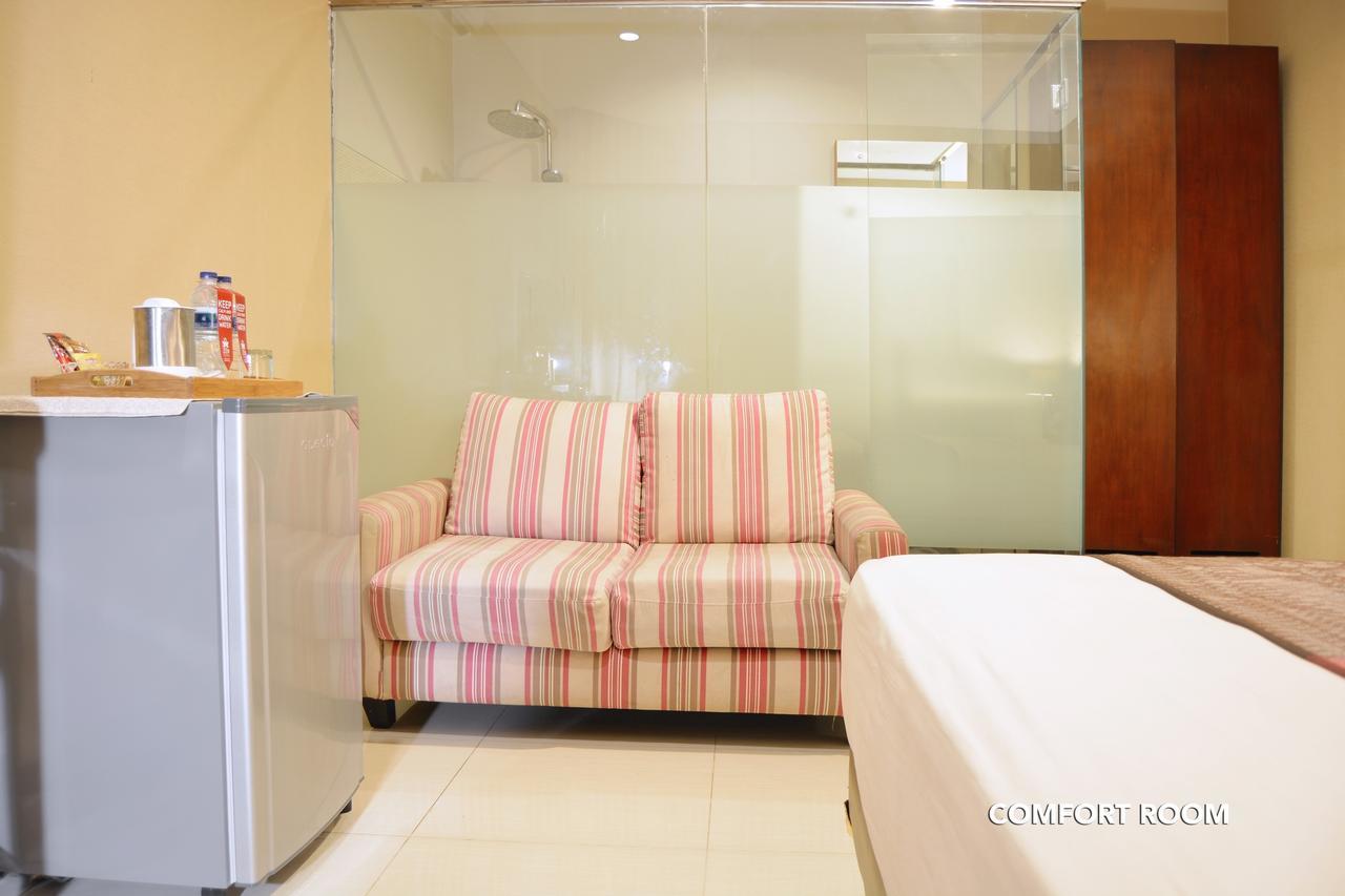 W Home Cipete Guest house Jakarta