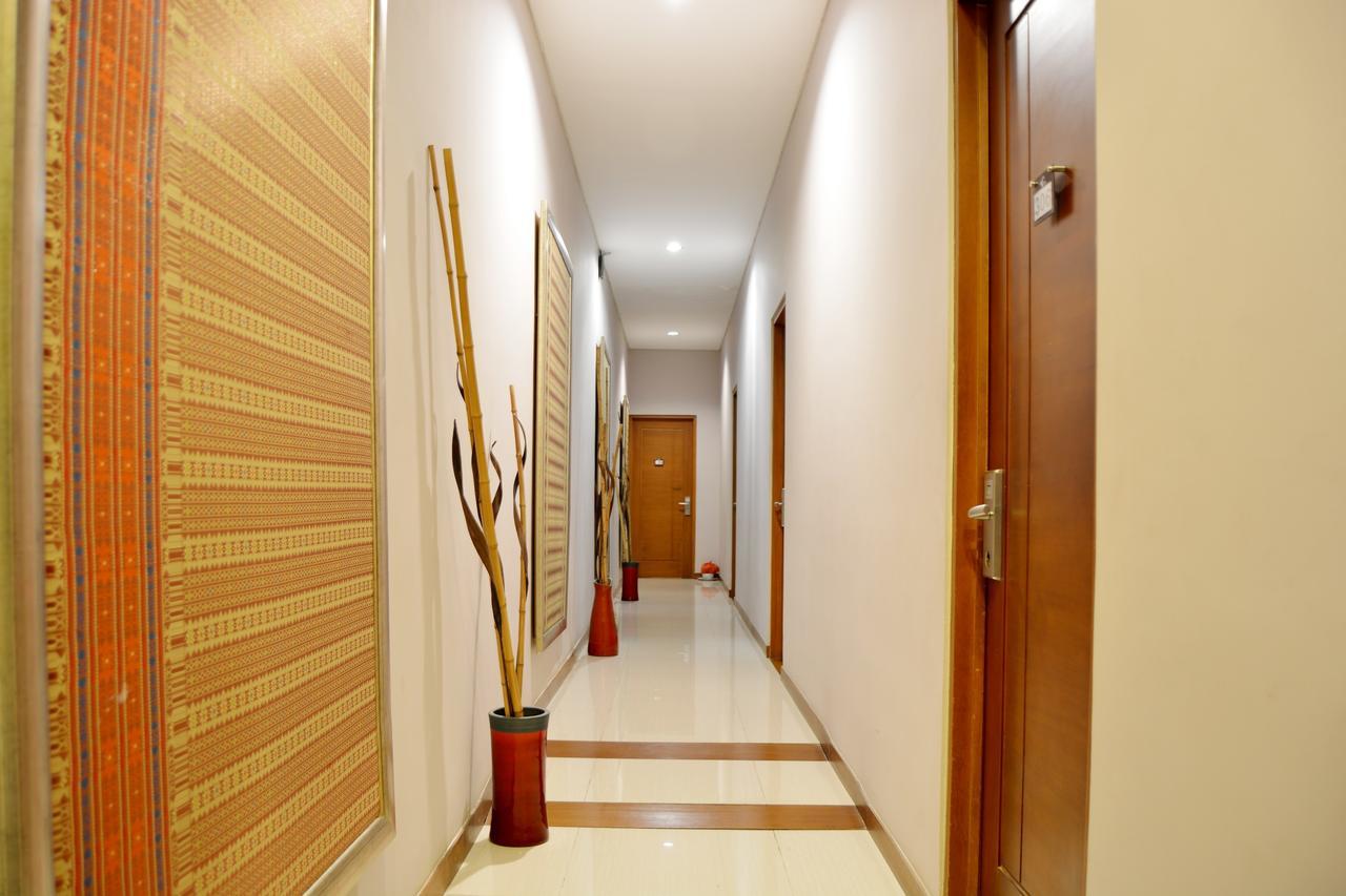 Guest house W Home Cipete Jakarta