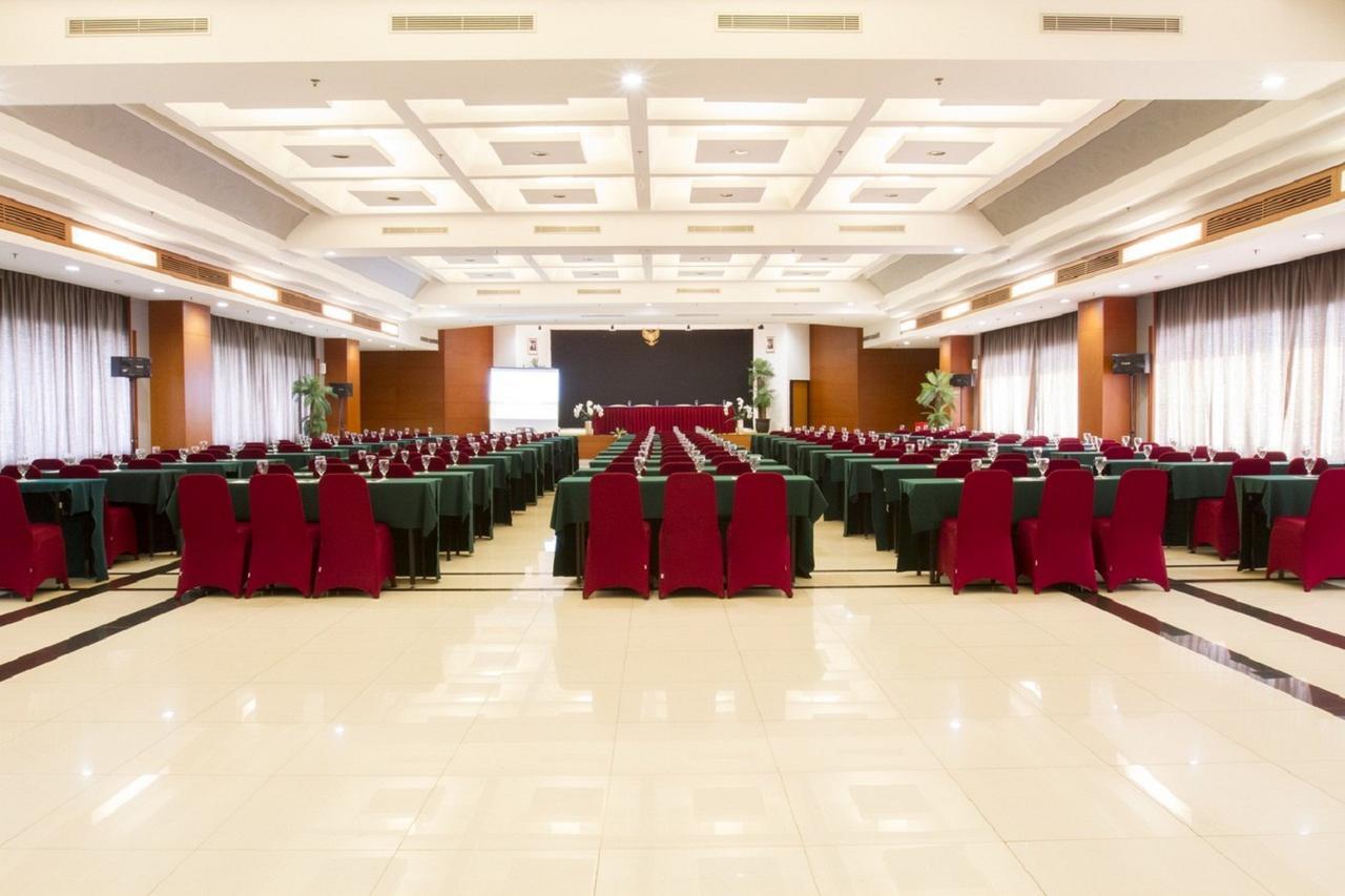 Asana Kawanua 3* Jakarta