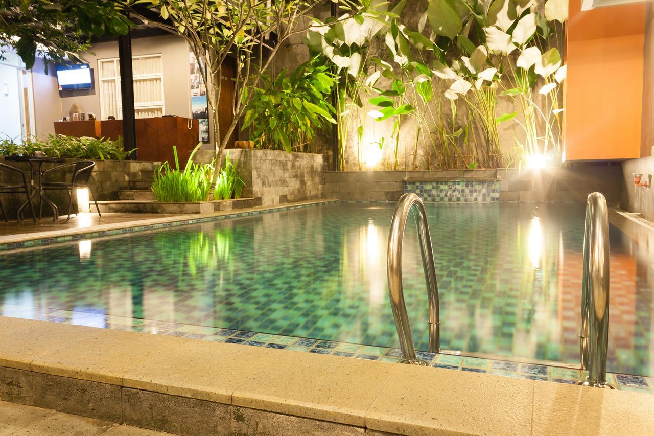 Griya Regato Hotel 3*