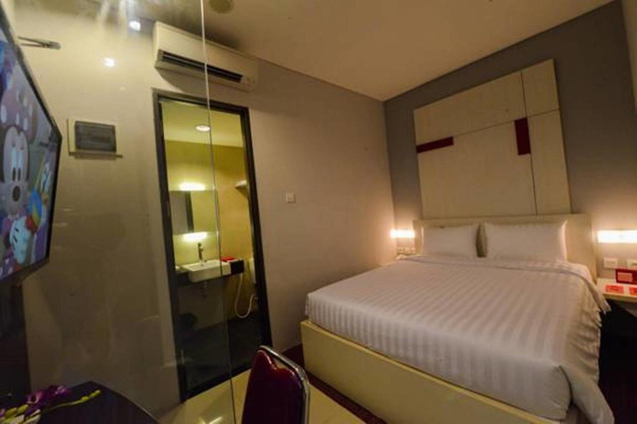 D'hotel Hotel Jakarta