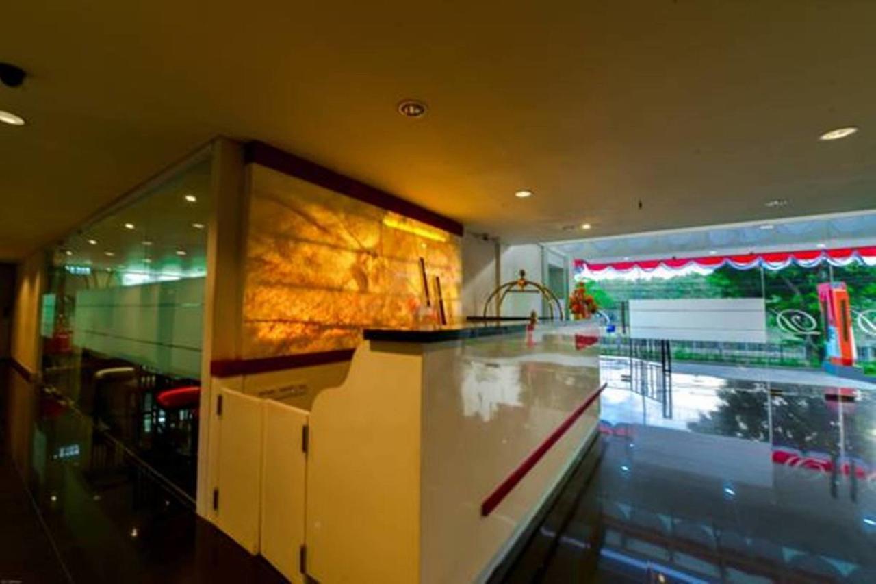 Hotel D'hotel Jakarta
