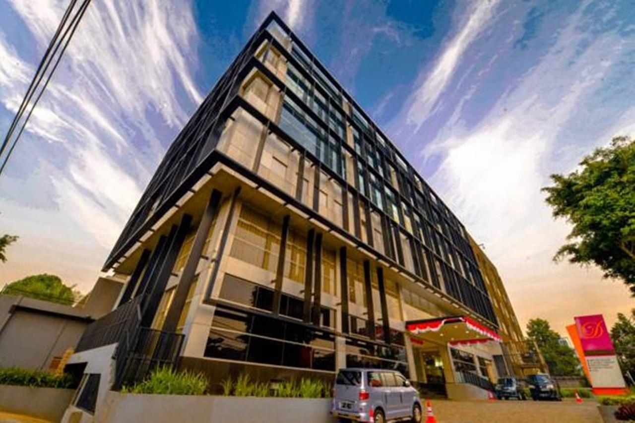 D'hotel 3* Jakarta