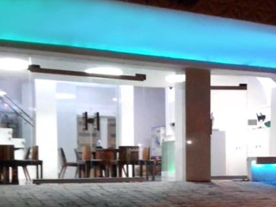 Hotel City Villa *