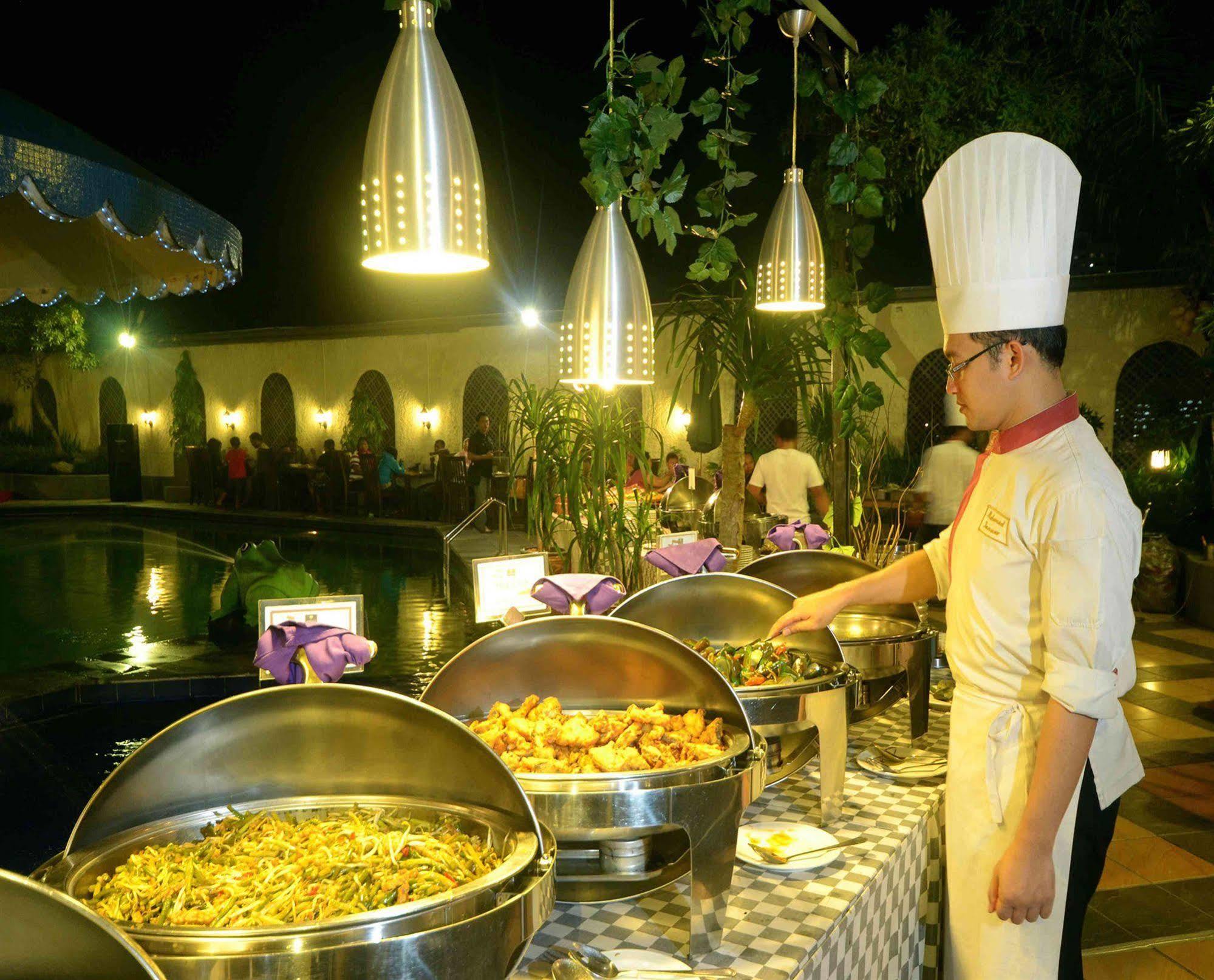 Jayakarta Hotel